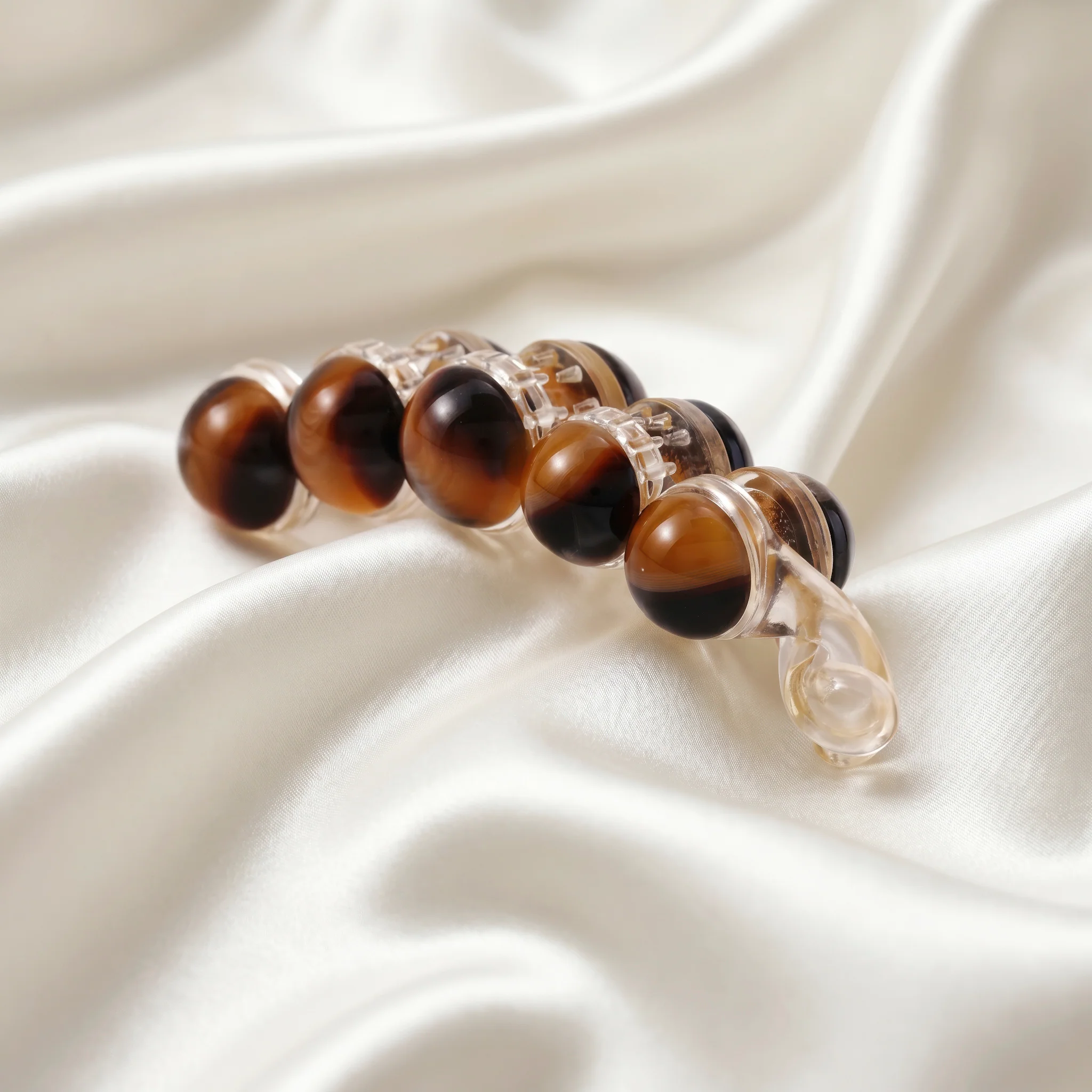PRAO Banana Clip Amber Sphere - Image 5