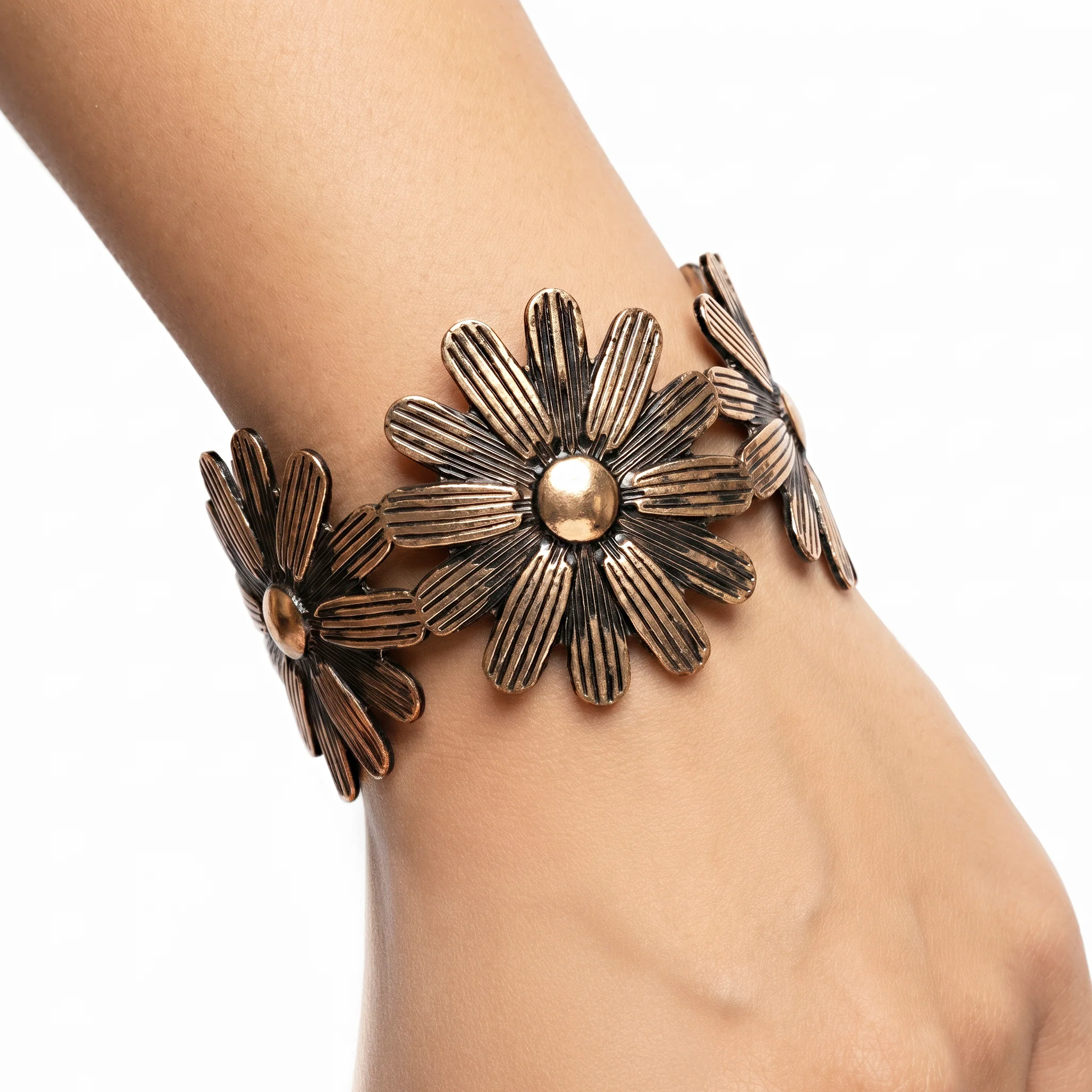 PRAO Bracelet Anti-Tarnish Black Daisy Floral Cuff (Adjustable Size) - Image 2