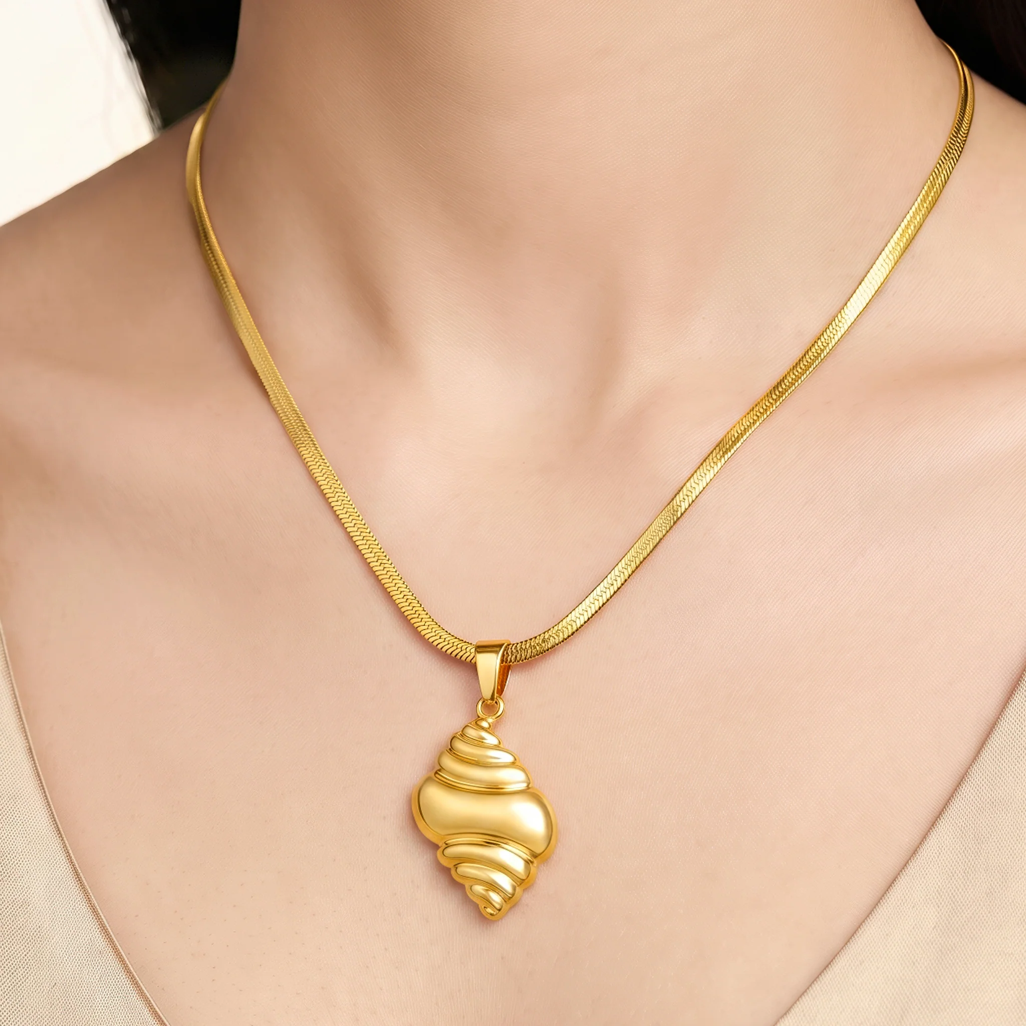 PRAO Necklace Anti-Tarnish Spiral Seashell Pendant Herringbone Chain