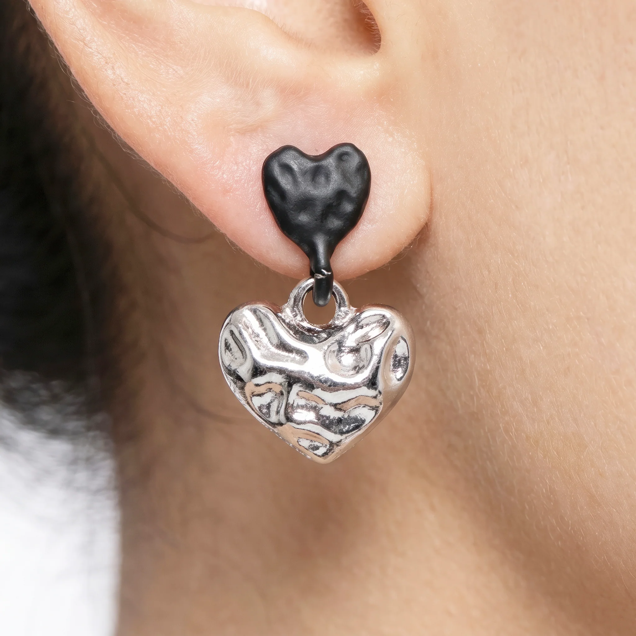 PRAO Earrings Anti-Tarnish Asymmetric Black And Molten Heart Drop - Image 3