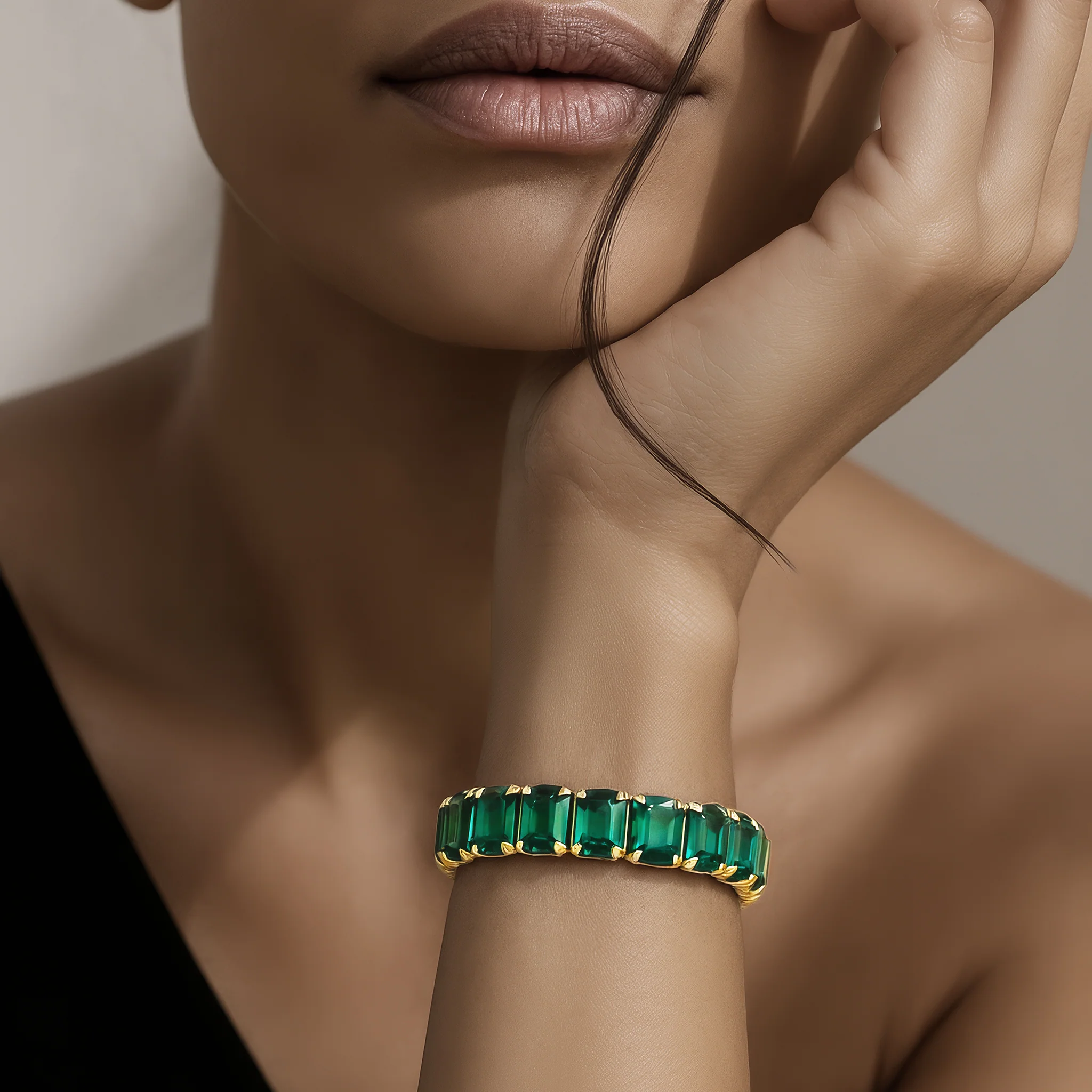 PRAO Bracelet Anti-Tarnish Emerald Crystal (Adjustable Size) - Image 6