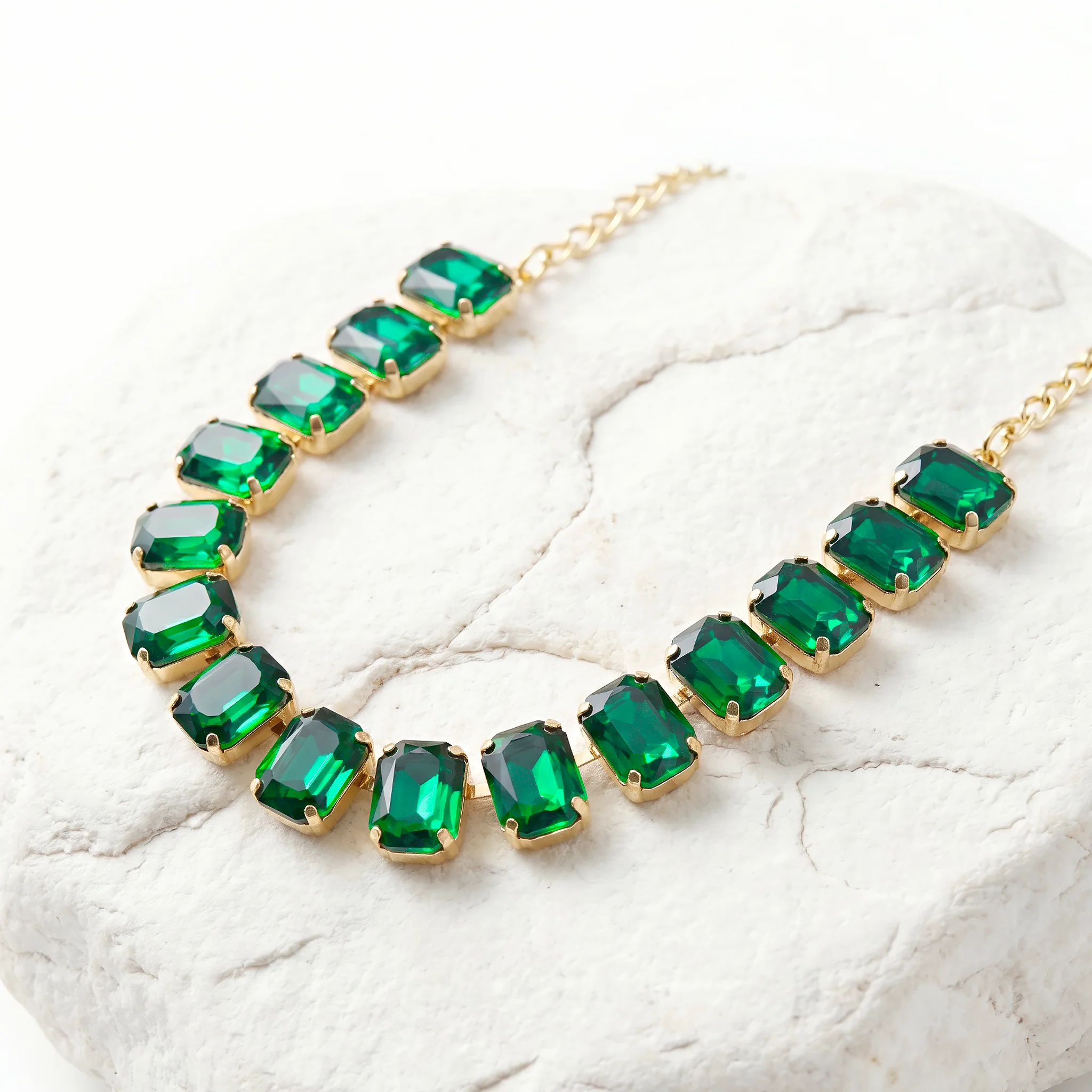 PRAO Necklace Anti-Tarnish Emerald Green Single-Line Crystals - Image 4