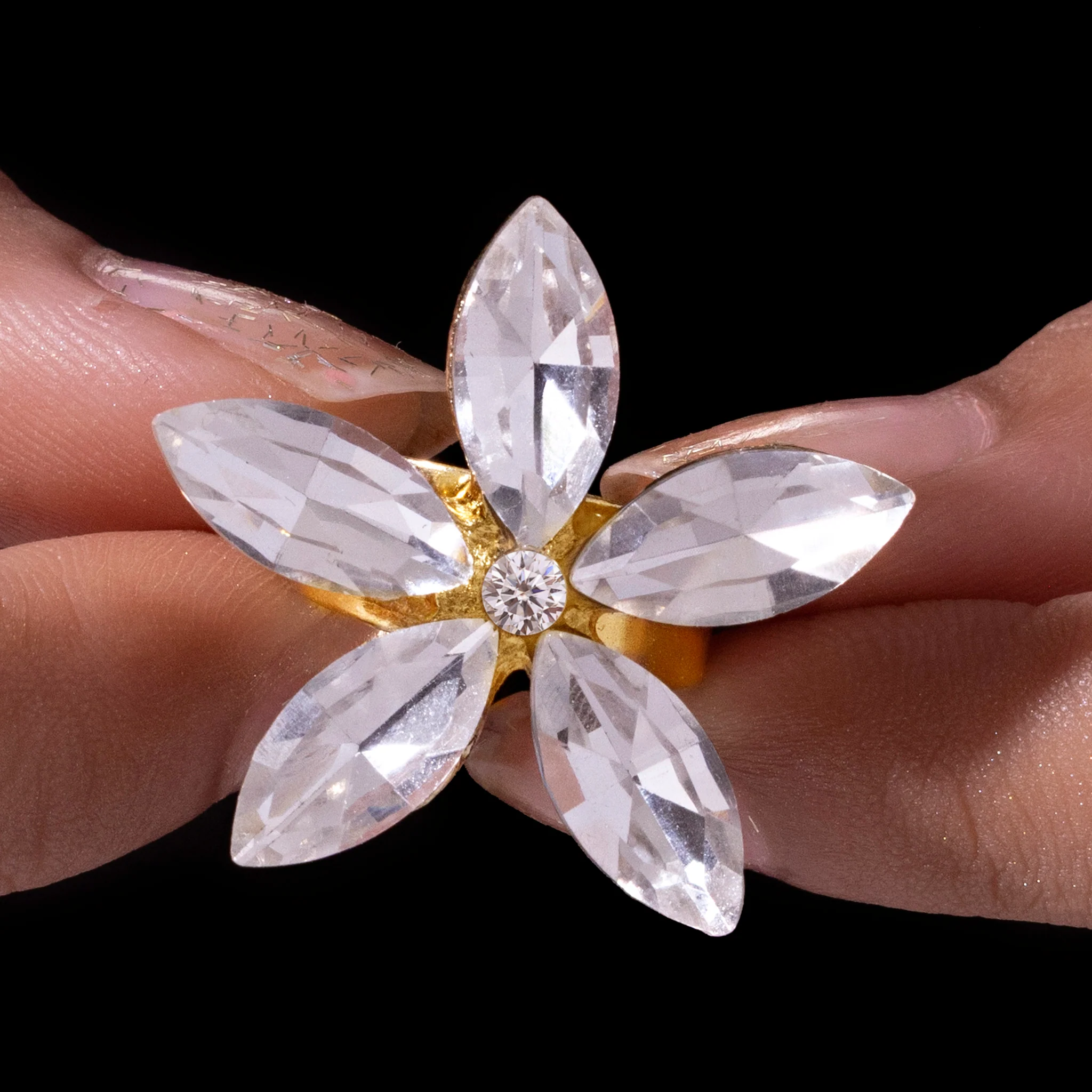 PRAO Ring Anti-Tarnish Crystal Flower (Adjustable Size) - Image 3