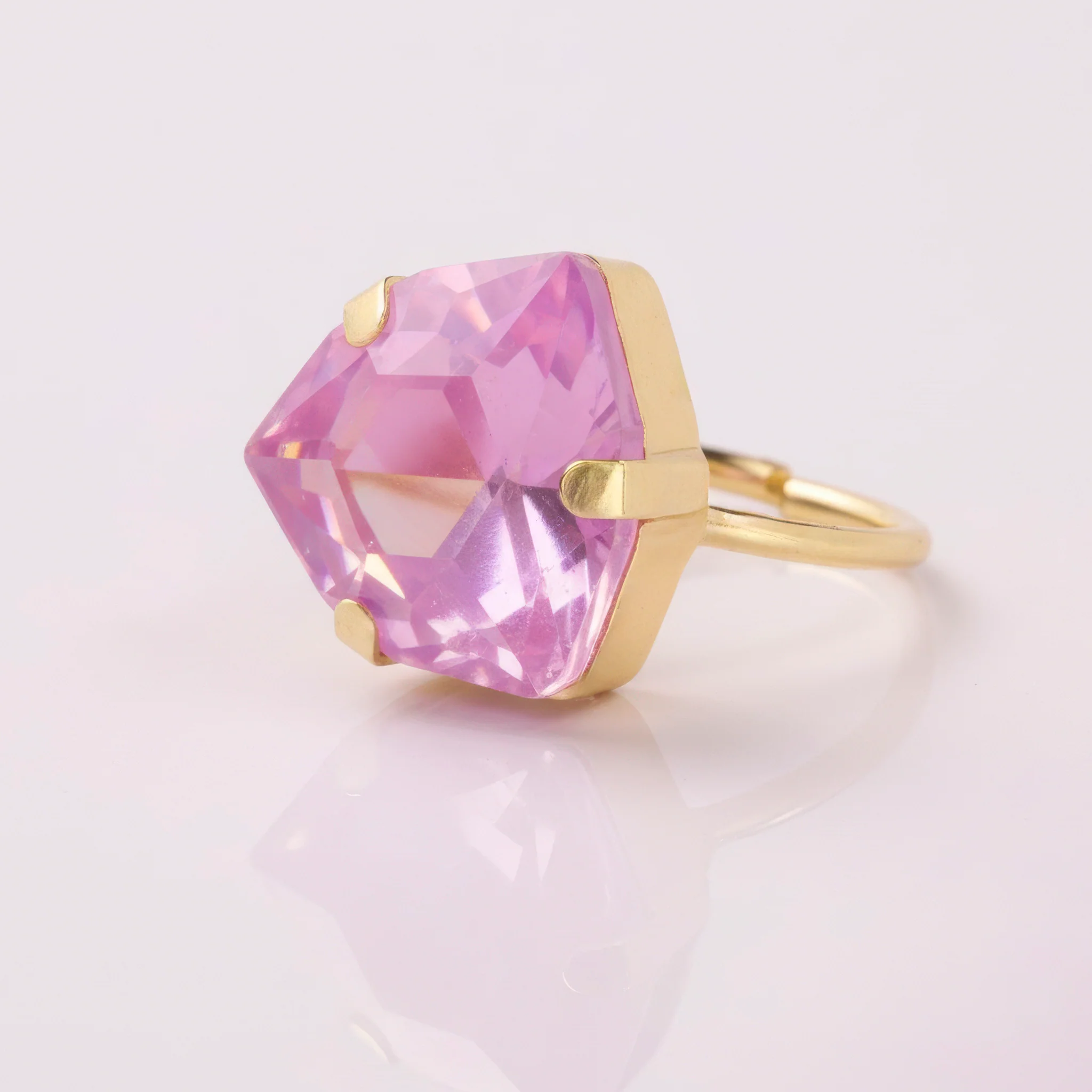 PRAO Ring Anti-Tarnish Purple Trillion Stone (Adjustable Size) - Image 4