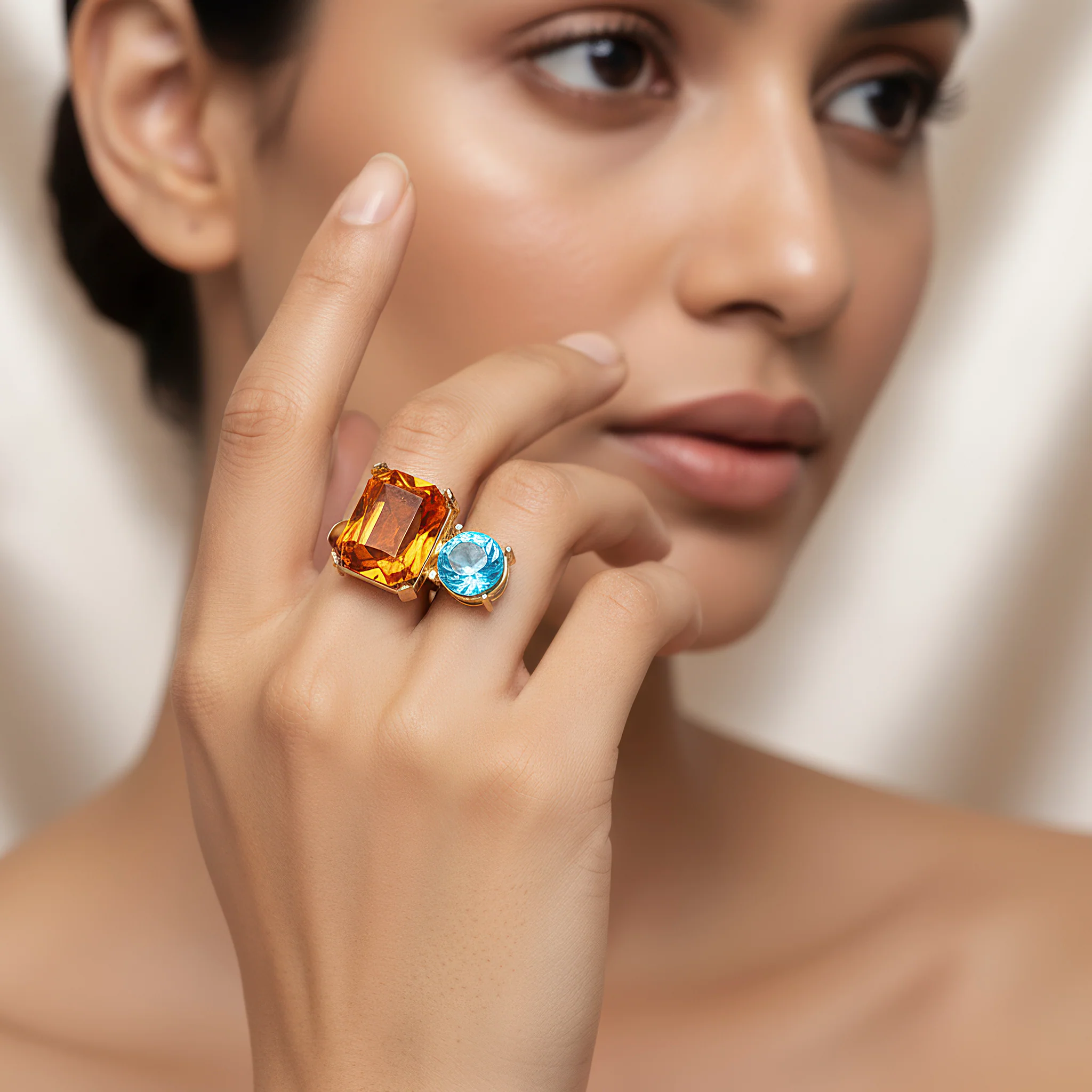 PRAO Ring Anti-Tarnish Round and Rectangle Crystal (Adjustable Size) - Image 2