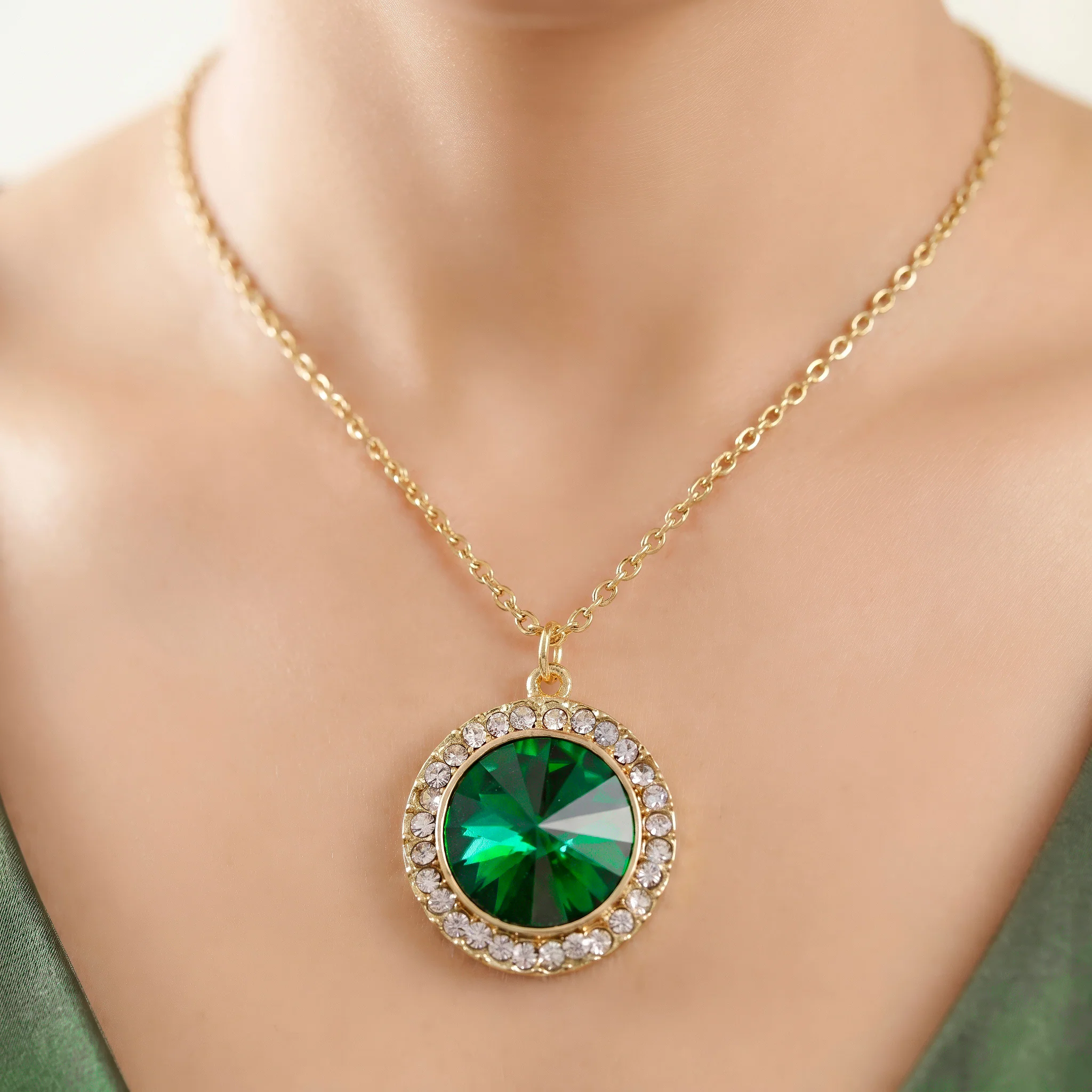 PRAO Necklace Anti-Tarnish Emerald Crystal Pendant - Image 2