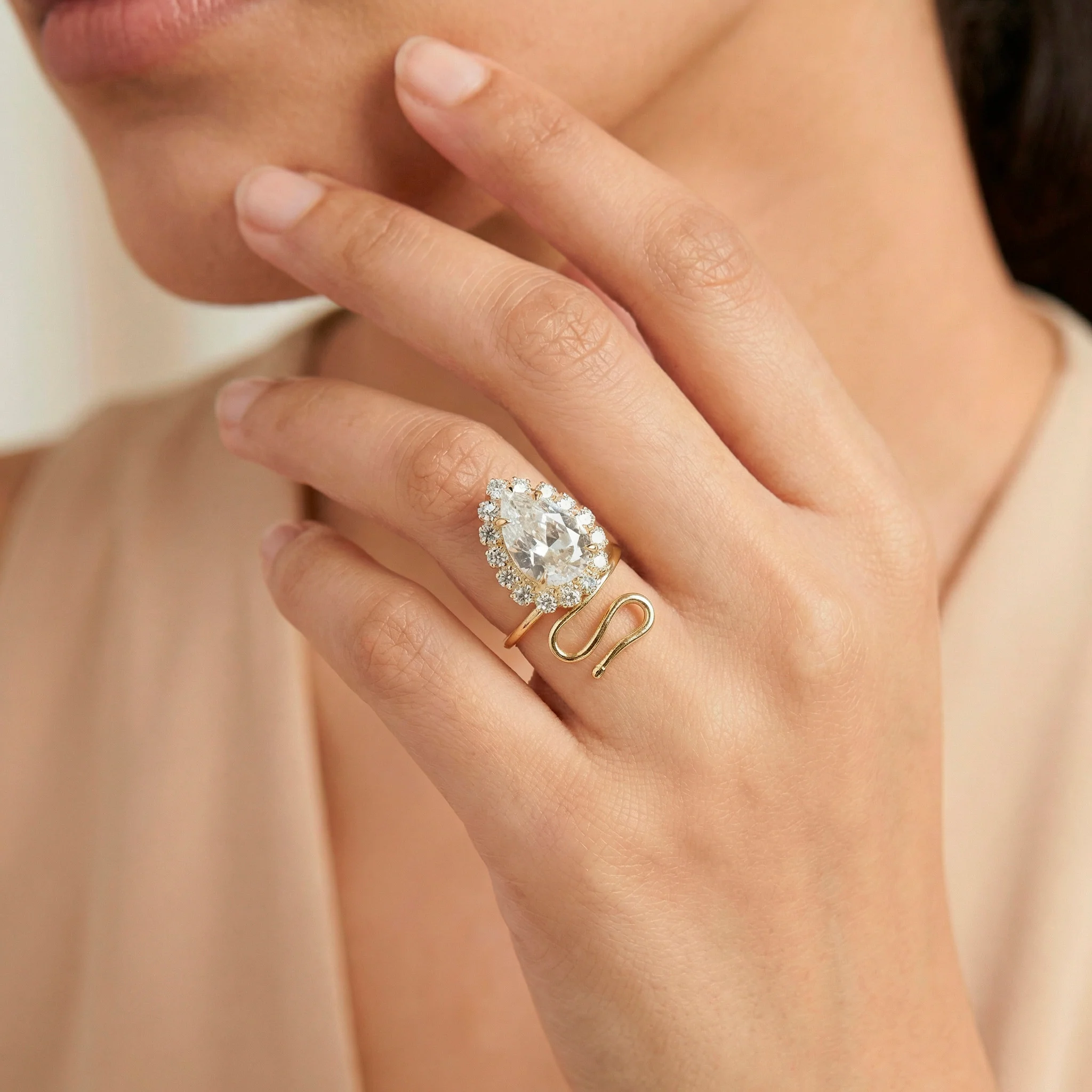 PRAO Ring Anti-Tarnish Pear Cut Crystal Openable Snake (Adjustable Size) - Image 3